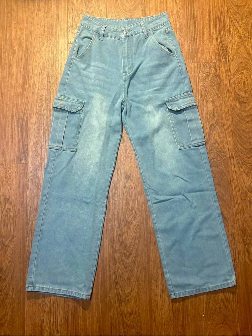 Relaxed Light Blue Cargo Pants for Women - Utility Style